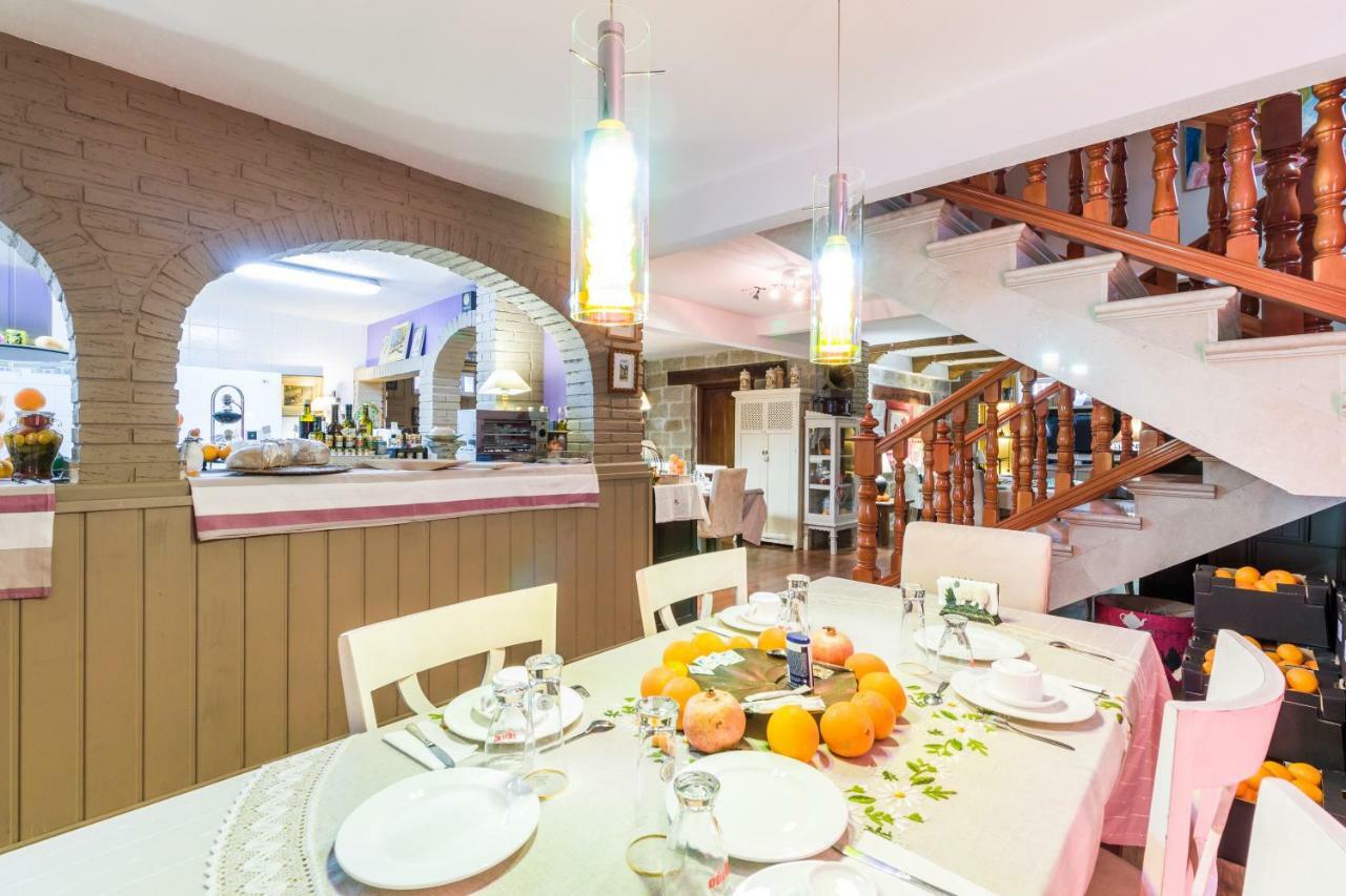 B&B Concha Becerril de la Sierra Eksteriør bilde